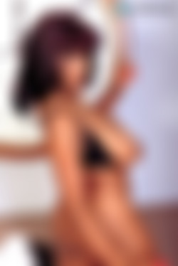 Scoreland.com SiteRip - Part #1/00014-Voluptuous Dressing Room-Africa Sexxx/AfricaExecutive15.jpg