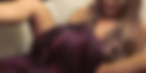 CrossdressingAmateurs.com sd/Crossdresser and a female at the gloryhole.mp4