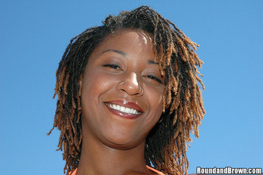 RoundNBrown - 2004-2010/[2005-09-26] Sunny Side Up (Eve, Bob)/sunny_side_up/eve-003.jpg