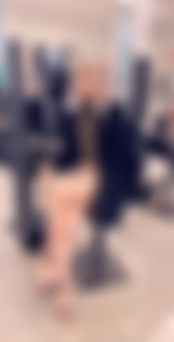 tsvanessa9in/pics/20200724-585196102-More_legs_than_a_bucket_of_chicken_.jpg