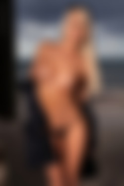 [photodromm.com] 2016-02/[photodromm.com] - 2016.02.04 - Lena - Lena Loves It! (x50) 2000x3000/19l.jpg