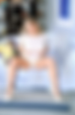 Scoreland.com SiteRip - Part #1/00145-Voluptuous December 2004-Anna/Anna02.jpg