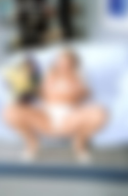 Scoreland.com SiteRip - Part #1/00145-Voluptuous December 2004-Anna/Anna06.jpg