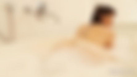 sarajay/sarajay 400550BathFootTeaseHD.mp4
