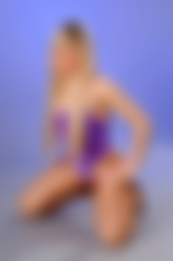 Shiny Leotards/Gallery 057 - Inna/057sl_080.jpg