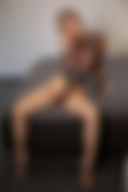 [PHD] 2024-04/2024-04-26 Layanna - Vibrant 2/01.jpg