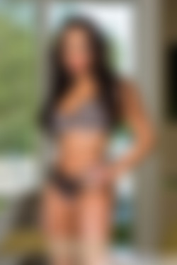 2018-12-21 Christiana Cinn - Big Cock Bully/image_11.jpg