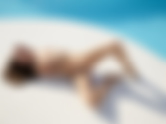 2021.10.10_Hegre.com_Natalia-A_Pool-Paradise/Natalia-A_Pool-Paradise_13.jpg