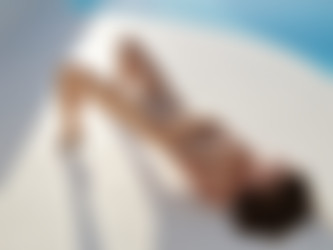 2021.10.10_Hegre.com_Natalia-A_Pool-Paradise/Natalia-A_Pool-Paradise_28.jpg