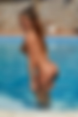 [photodromm.com] 2018-03/[photodromm.com] - 2018.03.16 - Isabelle - Pools of Blue II (x50) 2000x3000/21l.jpg