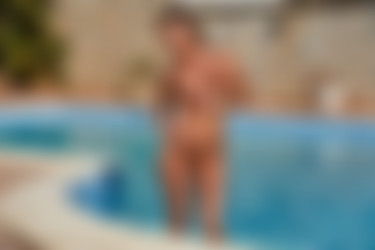 [photodromm.com] 2018-03/[photodromm.com] - 2018.03.16 - Isabelle - Pools of Blue II (x50) 2000x3000/45l.jpg
