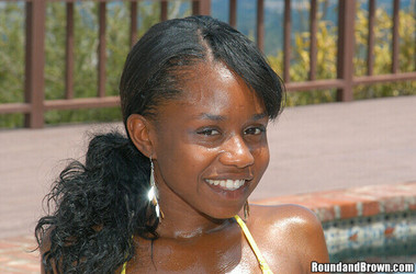 RoundNBrown - 2004-2010/[2005-06-13] C N C Sex Factory (Christine, Chasity, Bob)/c_n_c_sex_factory/christine-008.jpg