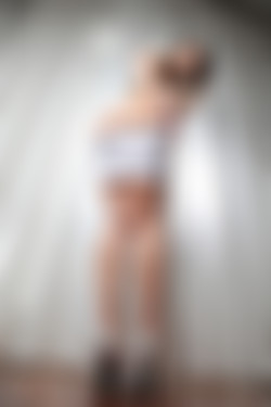 photodromm.com - 2013-05/luciana - 06 - follow the beauty 2/05.jpg