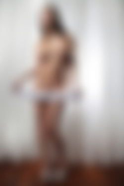 photodromm.com - 2013-05/luciana - 06 - follow the beauty 2/08.jpg