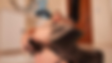[ManyVids.com] VittaAnallaAss/Bottle in my ass.mp4