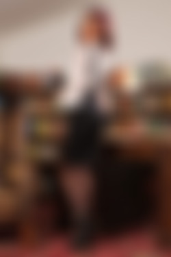 Only Secretaries In Suits 12.01.2012 - 26.12.2012/26th August 2012/Keleigh_ar92vzyy/Qbz_0007.JPG