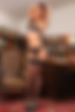 Only Secretaries In Suits 12.01.2012 - 26.12.2012/26th August 2012/Keleigh_ar92vzyy/Qbz_0090.JPG
